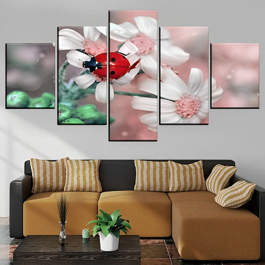 Daisy Beetle Diamond Painting 5 pieces